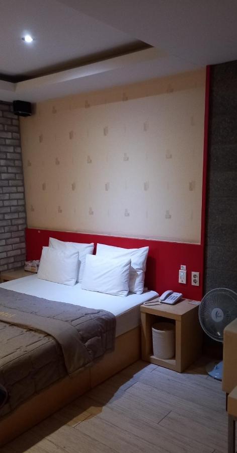 Design Motel T Ilsan Ni Exteriör bild